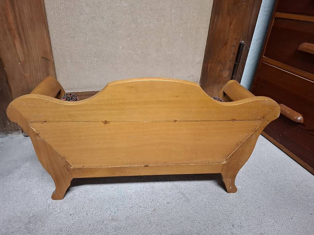 Divani: Puppensofa ca. 60 cm breit  – Usato da Wettingen venduto da Mixel01 1