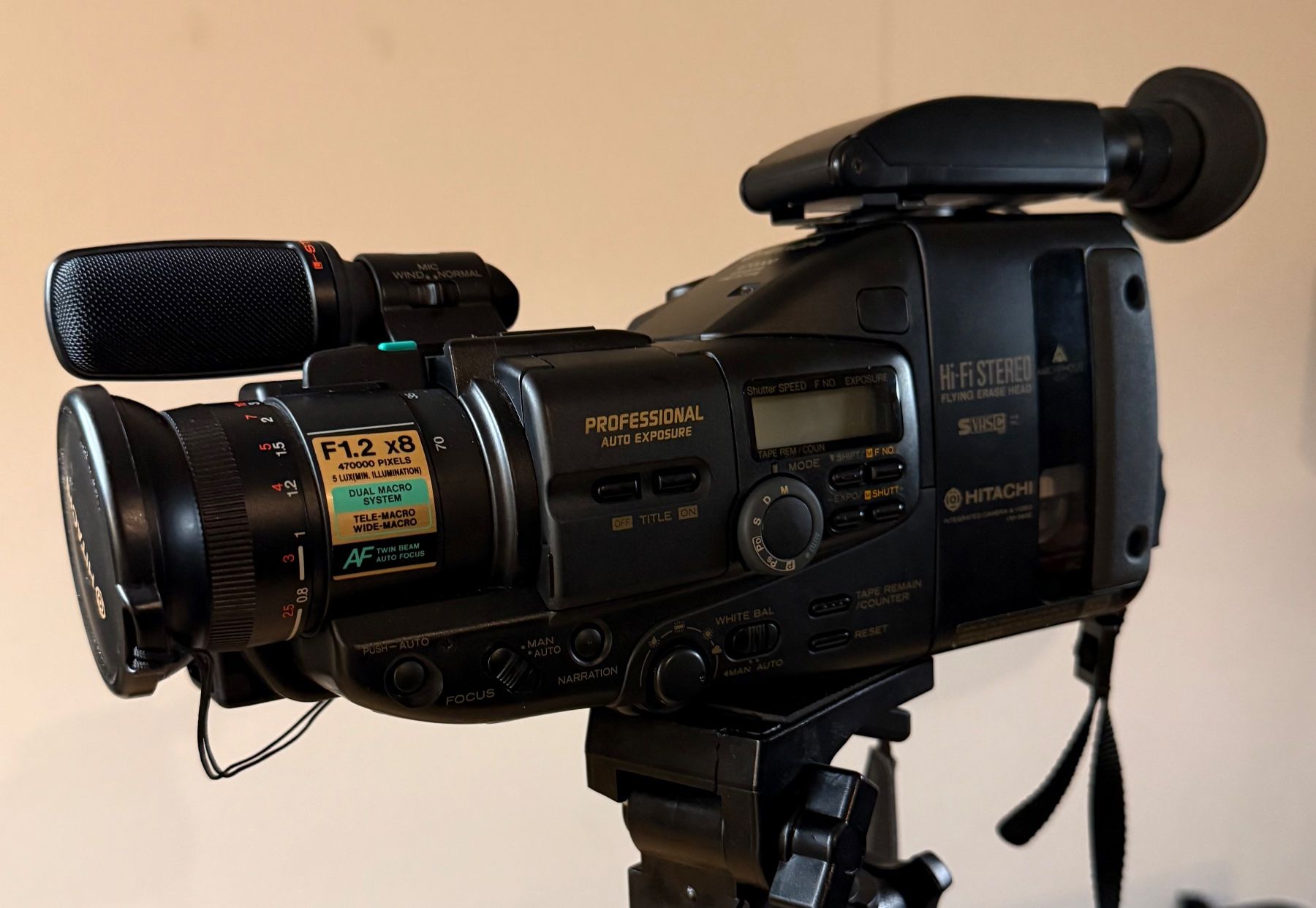 Hitachi Videocamere: HITACHI INTEGRATED CAMERA & VIDEO VM - S83 E – Usato da Dietikon venduto da gab_qz7y 1