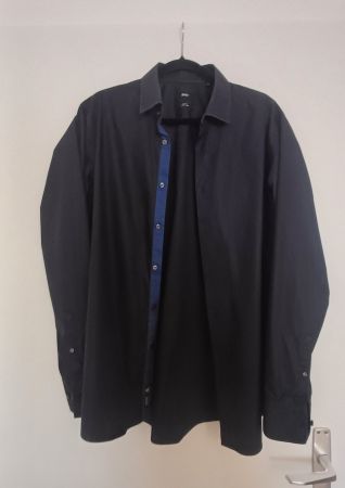 Hemd Hugo Boss Slim Fit dunkelblau Grösse 43 XL