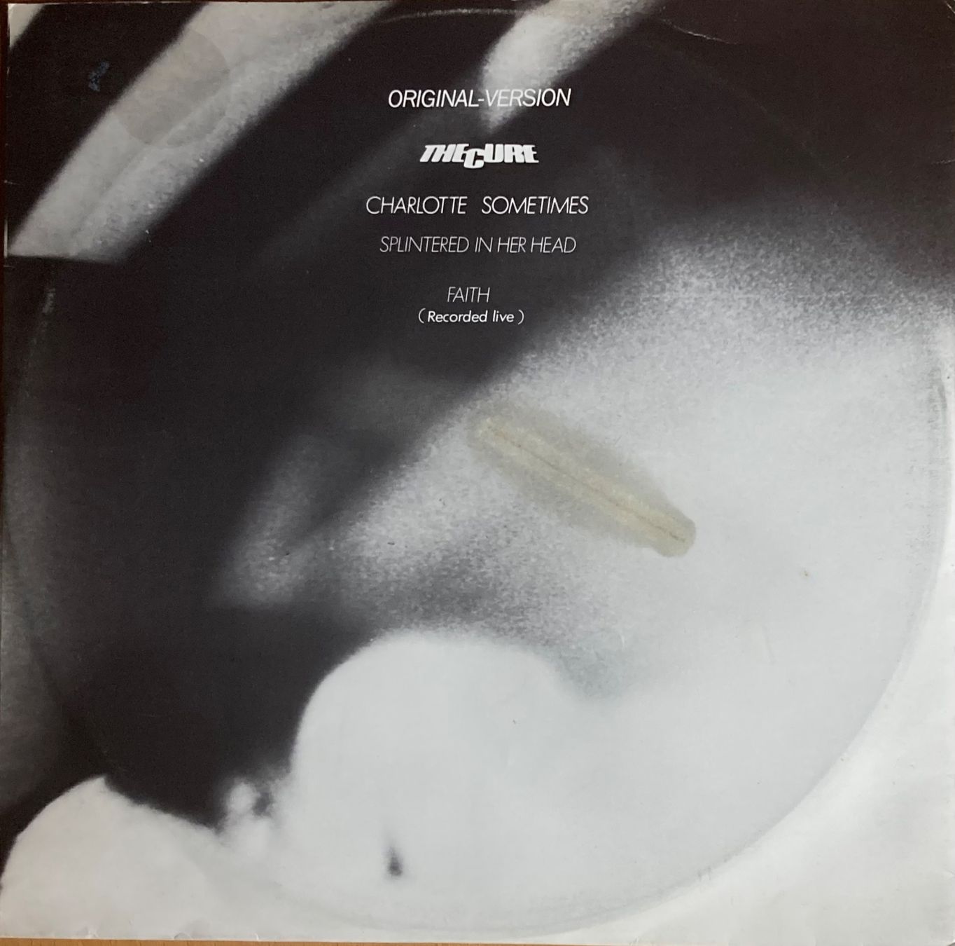 Dischi in vinile: THE CURE - CHARLOTTE SOMETIMES – Usato da Poliez-Pittet venduto da Newtown-Records