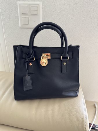 Handtasche Michael Kors schwarz Leder guter Zustand