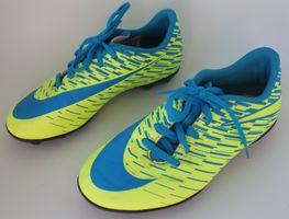 Chaussures de football Nike t. 36