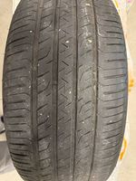 Pneus été Goodyear 245 / 45 R19 avec seul. 89km !