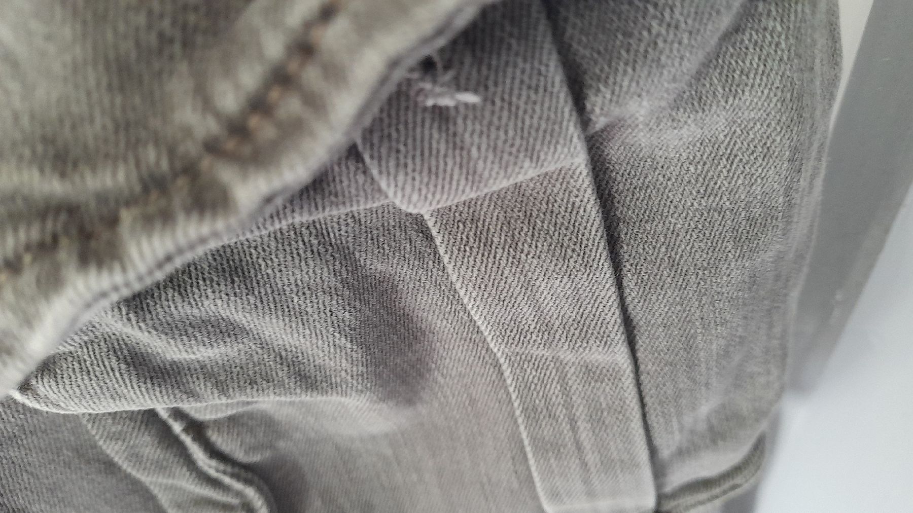 C&A Jeans: Jeans gr. 32/32 Clockhouse – Usato da Nesslau venduto da Churfirsten08 4