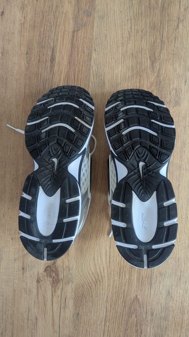 Nike Scarpe da uomo: Nike V5 RNR GS – Nuovo (secondo la descrizione) da Zürich venduto da yellowzelo 1