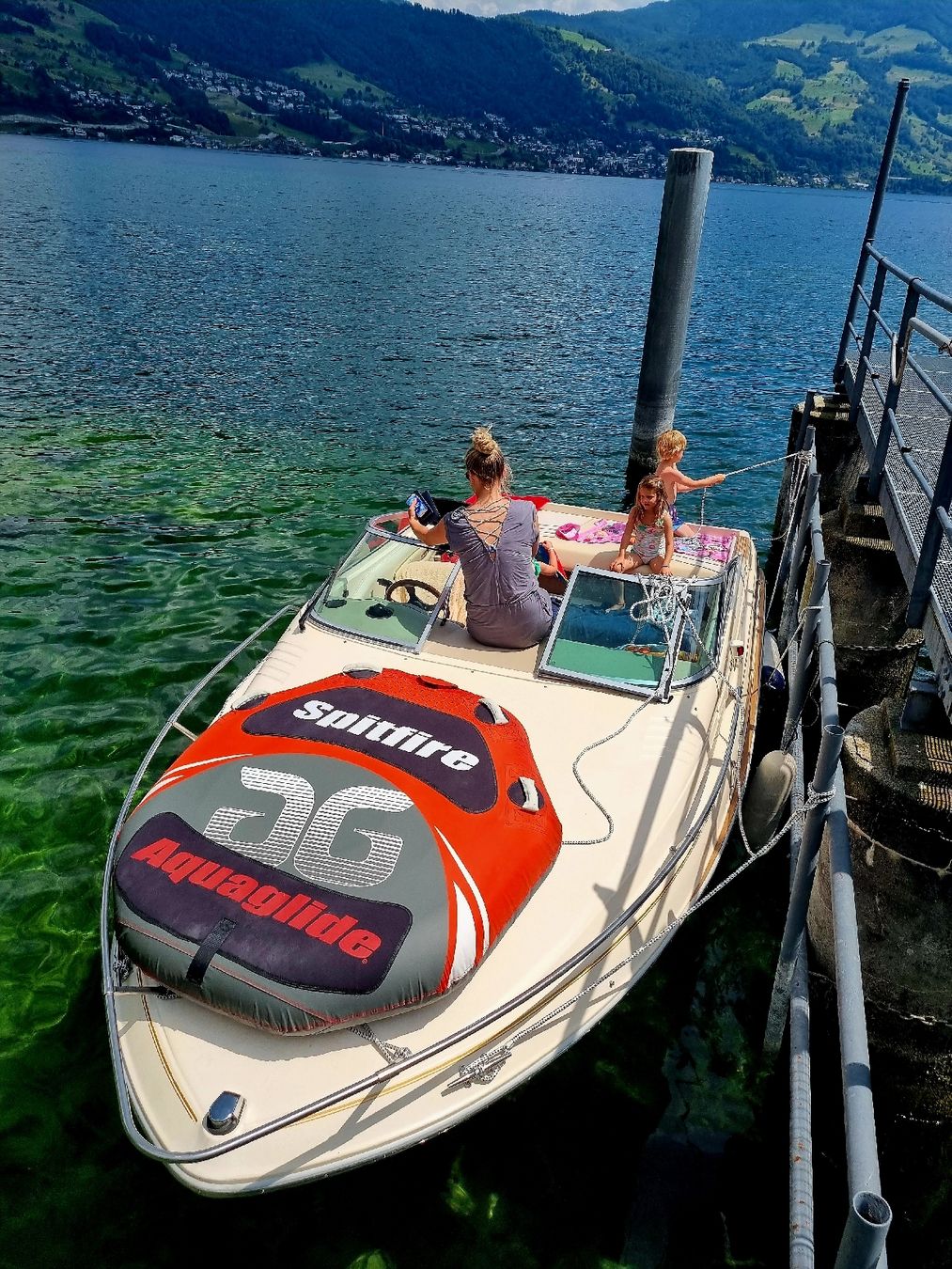 Barche: Motorboot 5.7 L, V 8, 8 Pers. – Usato da Hasle LU venduto da stupero 7