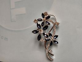 Brosche Blumen Design mit blauen Steinen neuwertig