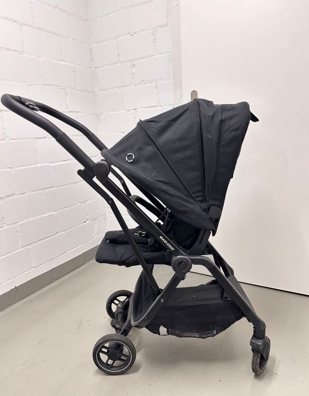 Accessori per carrozzine: Maxi-Cosi Leona Buggy, Schwarz, Reisebuggy – Usato da Horgen venduto da Vladi 2