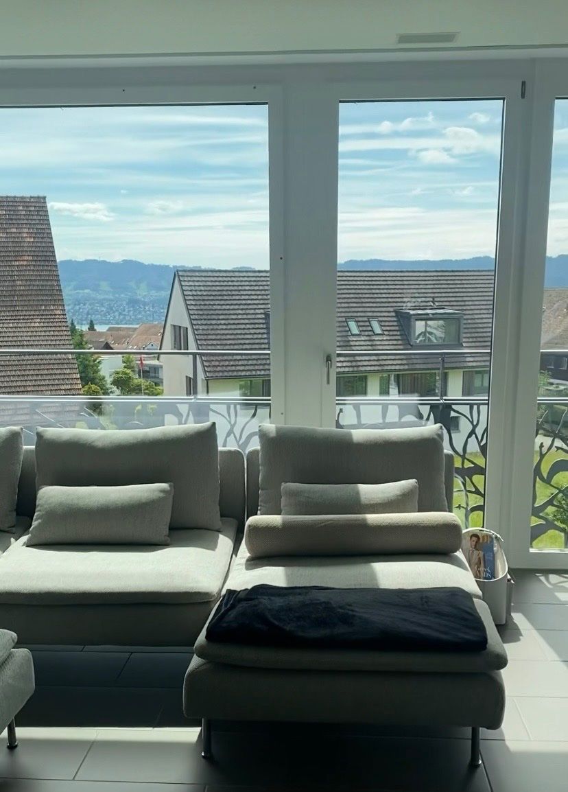 Ikea Divani: Wohnlandschaft hellgrau mit Hocker guter Zustand – Usato da Zürich venduto da esk_6ymz 3