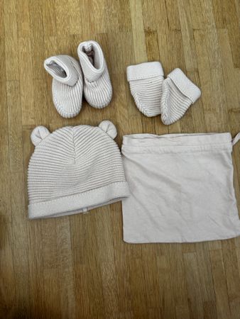 Ensemble Bébé Tricoté - Bonnet Ours, Chaussons & Mitaines