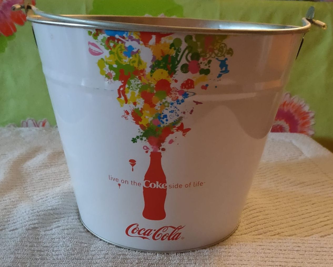Coca-Cola Alle Dekorationen: Coca Cola Blecheimer – Gebraucht aus Luzern von Luzern_Energy