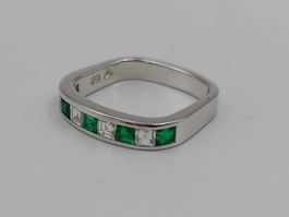 SMARAGD DIAMANT RING- LANGENBACHER LUZERN IN 750 WEISSGOLD