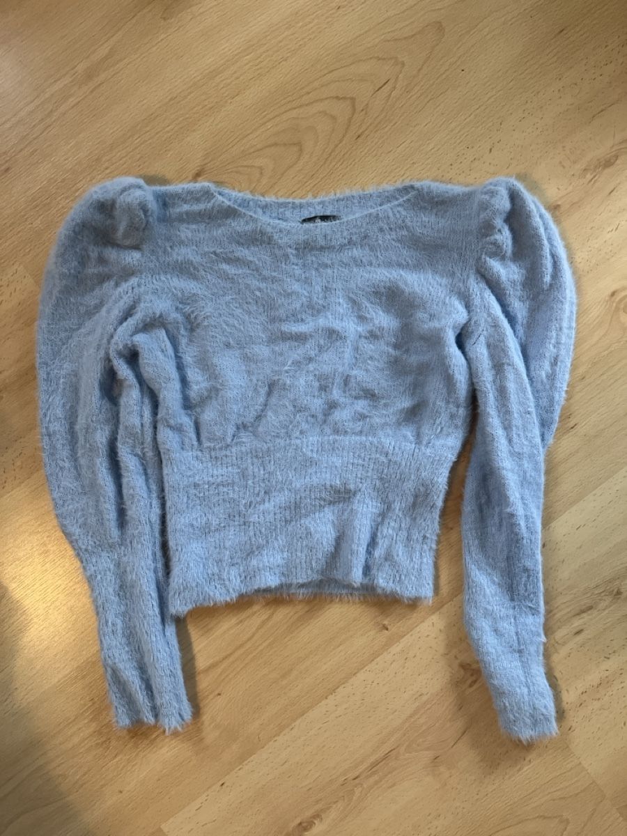 Maglioni & Felpe: Akè Strickpullover Hellblau, Grösse S, Top Zustand! – Usato da Wettingen venduto da ele_n8lj