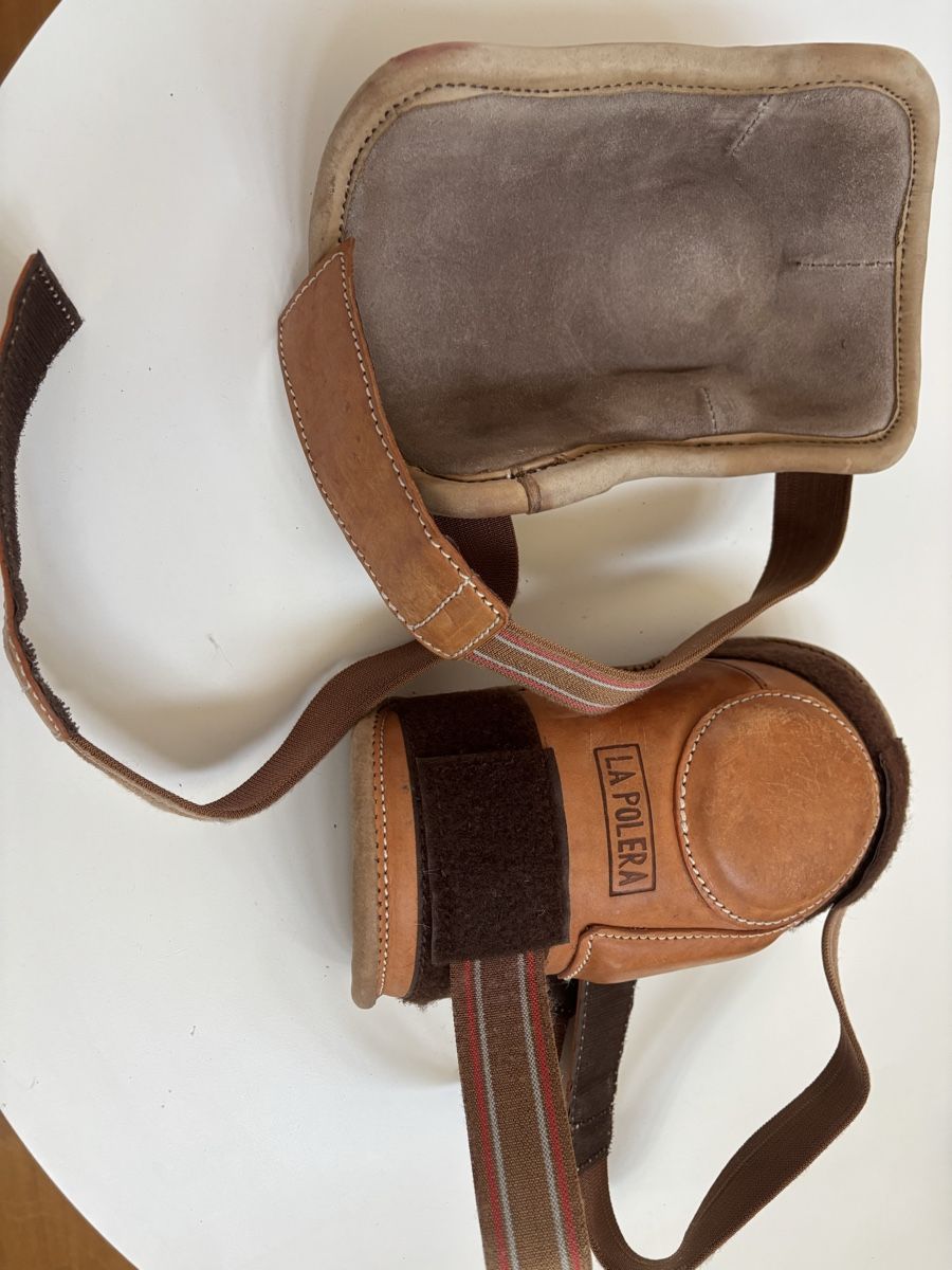 Protezioni & Imbottiture: Polo Kneepads – Usato da Zug venduto da Swissananda 1