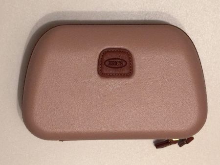 BRIC'S Amenity kit Qatar Airways, toilette bag