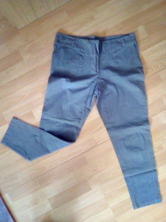 excl. leichte FIDELIO Sommerhose 40/42 für 10.-- Fr
