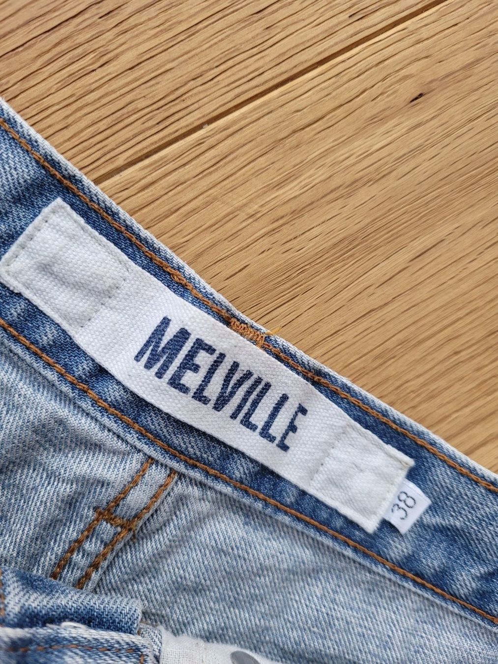 Brandy Melville Jeans: Brandy Melville Jeansshorts – Usato da Rheinfelden venduto da DHS 3