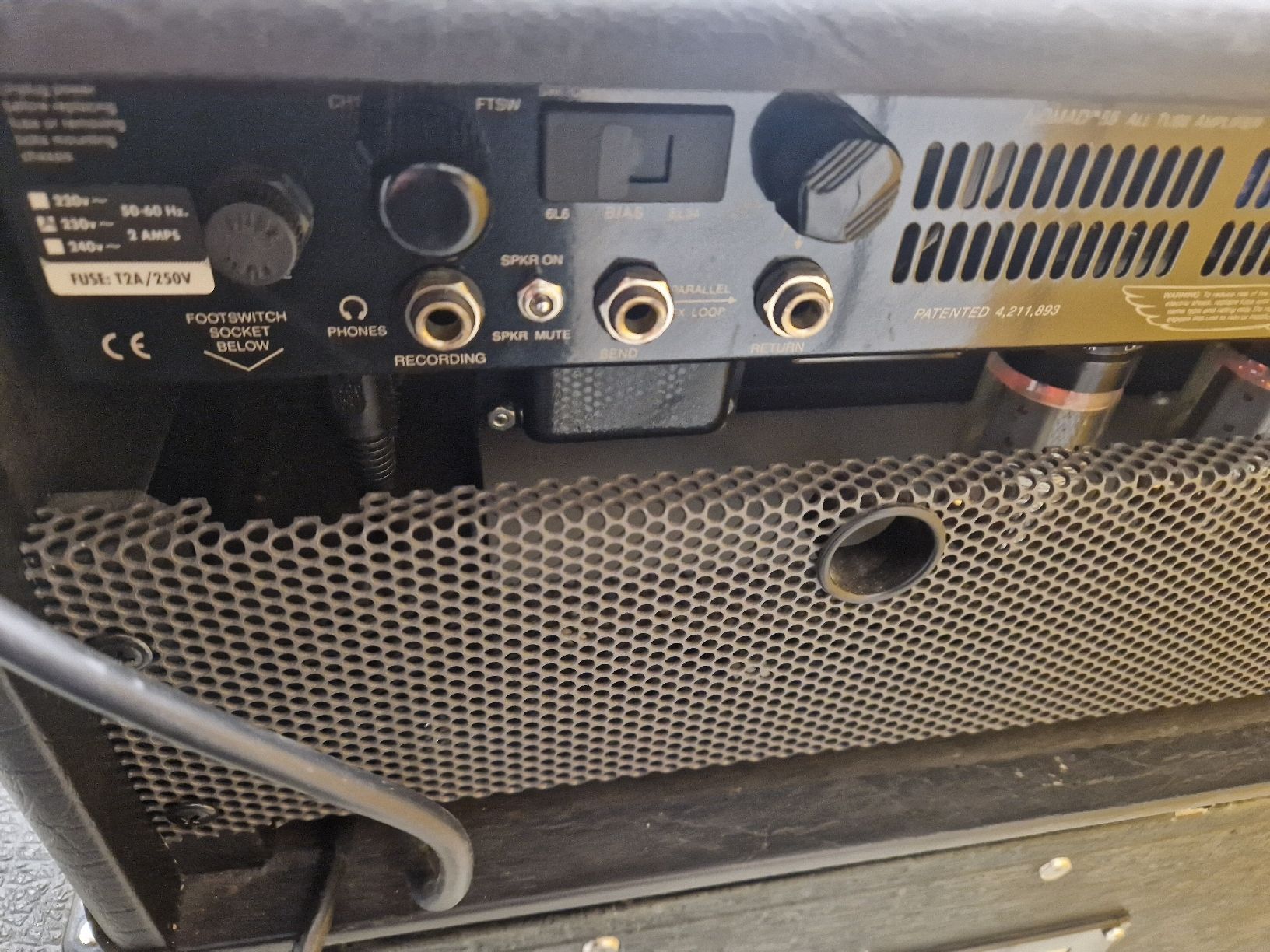 Mesa Boogie Amplificatori: Mesa Boogie Nomad Top inkl. Case und Original Pedal – Usato da Kölliken venduto da dom_d57l 3