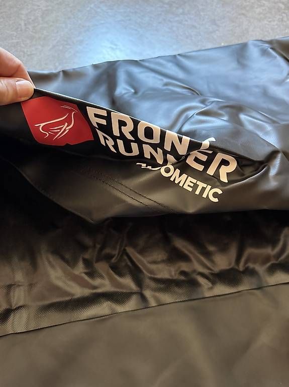 Altro: Ersatzcover Hülle Featherlite Dachzelt Front Runner – Usato da Ehrendingen venduto da Nicole_112