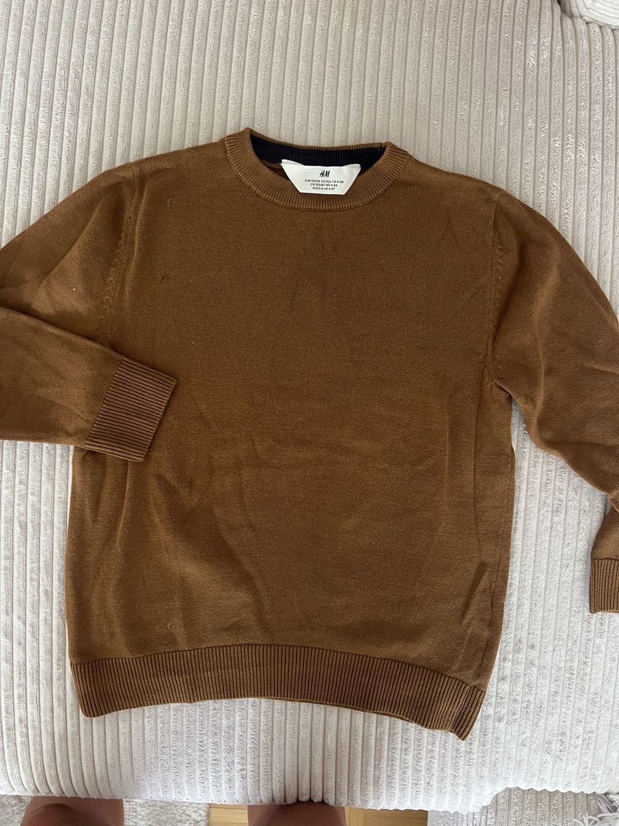 H&M Maglioni & Felpe: H&M STRICKPULLOVER REHBRAUN GR 110/116 – Usato da Basel venduto da theo-g77