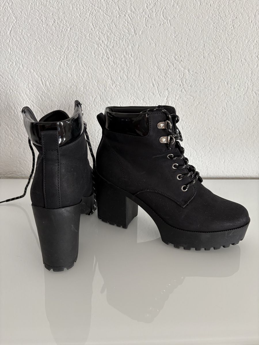 Scarpe da donna: Stiefletten – Nuovo (secondo la descrizione) da Bülach venduto da kittygismo 3