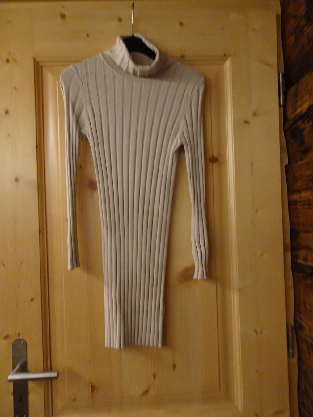 Vestiti: Beiges, schlichtes Strickkleid Gr. XS/S - 226166 – Usato da Küssnacht am Rigi venduto da Good4Deckeli 4