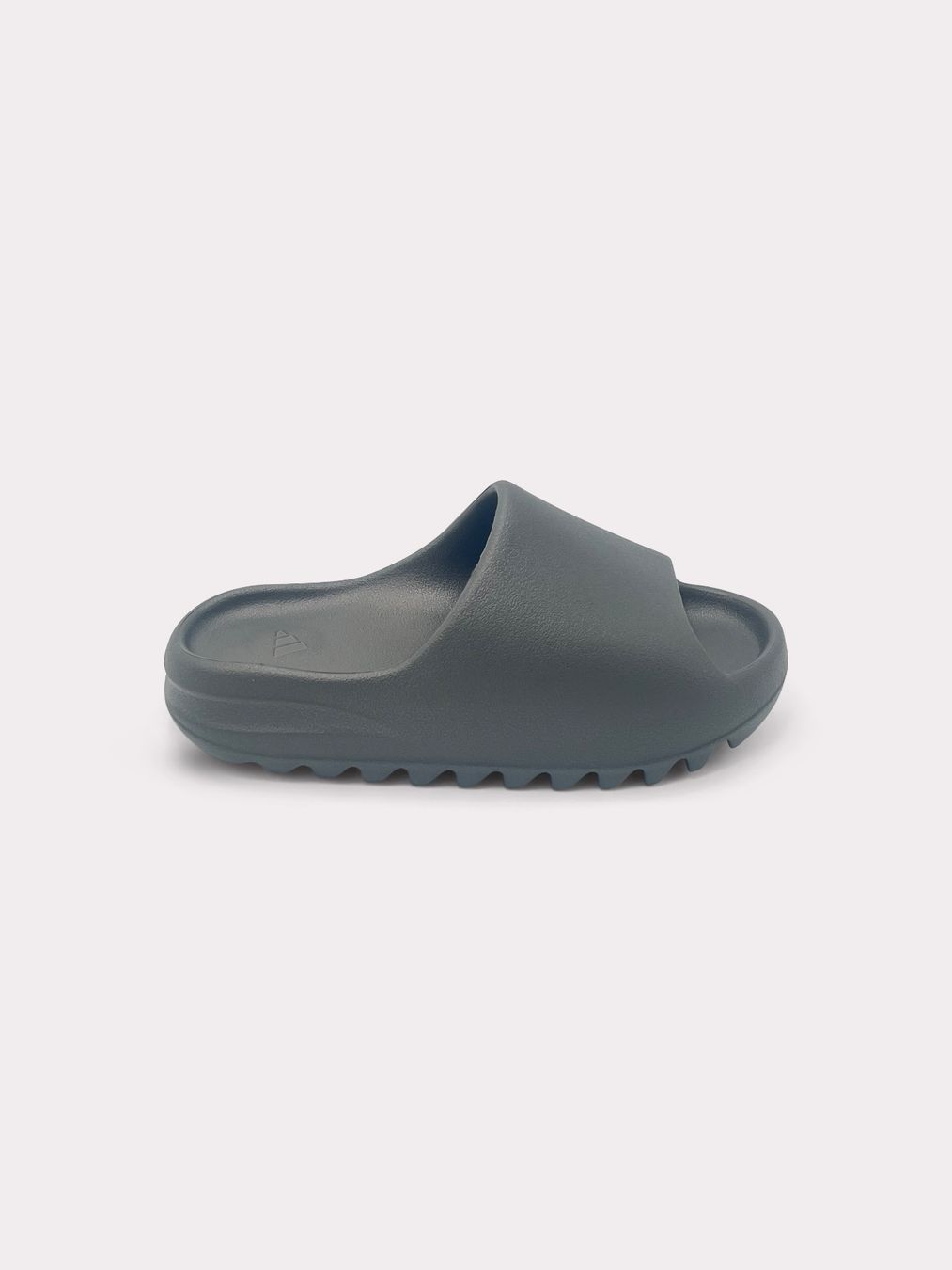 Adidas Scarpe da uomo: Adidas Yeezy Slide Granit Size 37 – Nuovo e nell'imballaggio originale da Bülach venduto da Castro0710