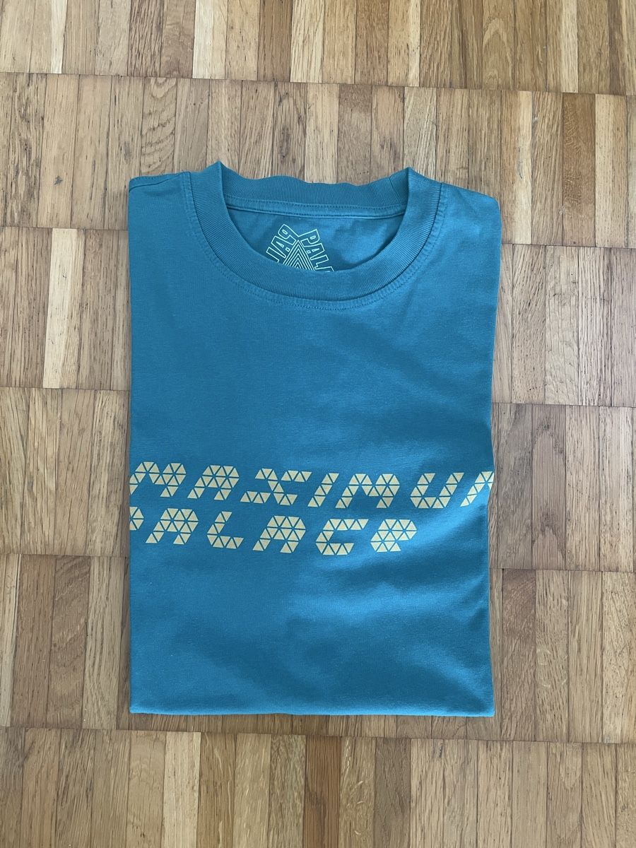 Palace T-Shirts: Neuwertiges Palace T-Shirt – Neu (gemäss Beschreibung) aus Uetendorf von Lucutus-Picard 1