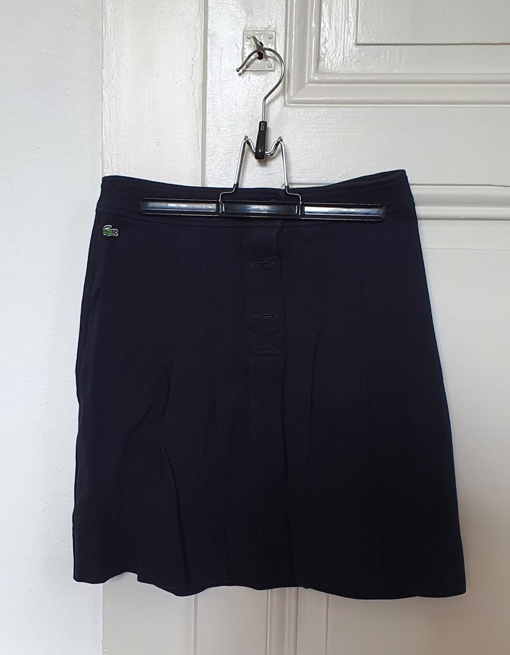 Lacoste Gonne: Jupe Lacoste noire taille 36 – Nuovo (secondo la descrizione) da Lausanne venduto da Xenita