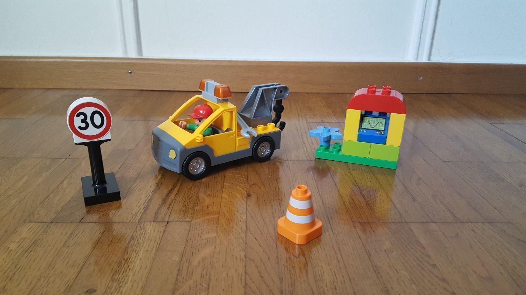 Lego Giocattoli: Lego Duplo Abschleppwagen 6146 – Usato da Wittenbach venduto da Gugielmo