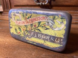 Boite ancienne BONCOURT Sainte-Croix Blechdose