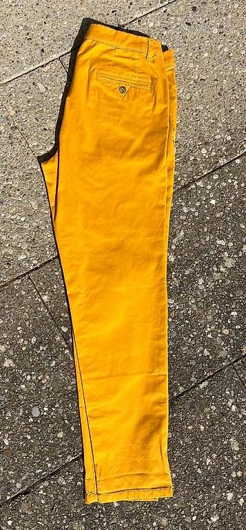 Pantaloni: Esprit Chino Hose Gr 38, gelb – Usato da Thayngen venduto da buermann 1
