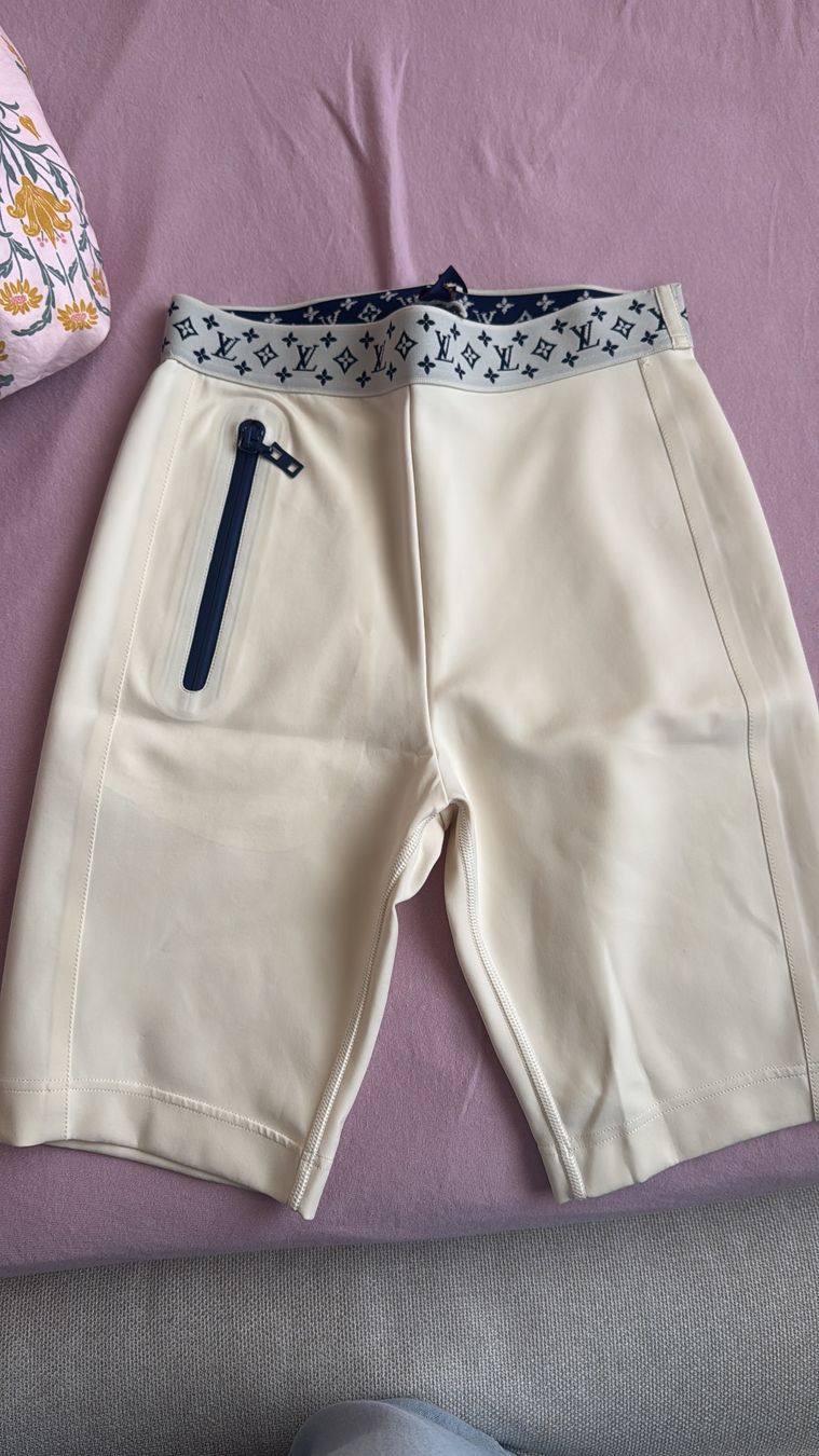 Pantaloni: Louis vuitton – Usato da Reinach AG venduto da MineD