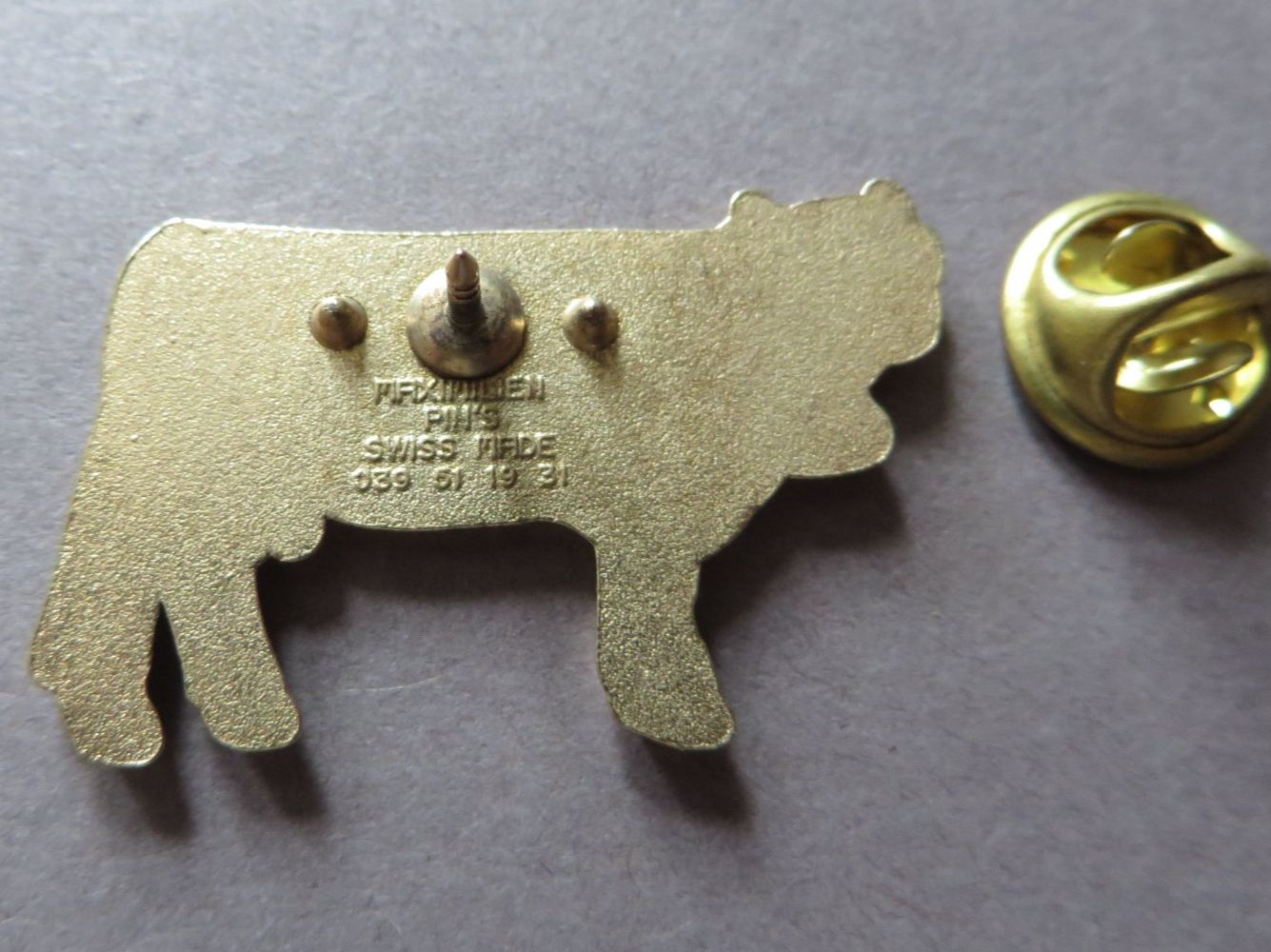 Milka Placchette & Badge: PIN KUH MILKA SCHOKOLADE – Usato da Neuhausen venduto da luckimucki 1