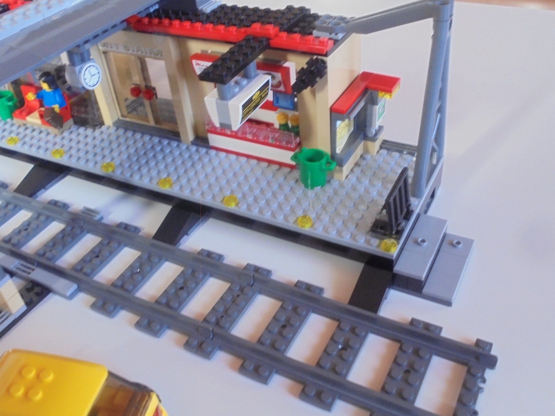 Lego Giocattoli: LEGO -TOLLER - EISENBAHN - BAHNHOF 60050 – Usato da Gelterkinden venduto da ajdt4 3