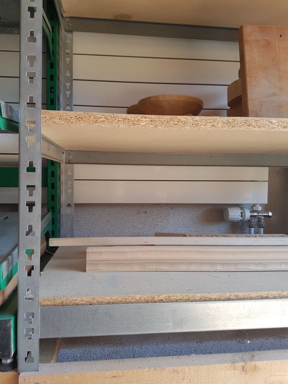 Scaffali: Lagergestell – Usato da Krattigen venduto da Heutilli 2