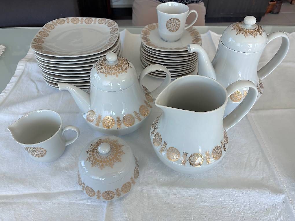 Set di piatti: Langenthal Teeservice 12 teilig – Usato da Uster venduto da coruti 3