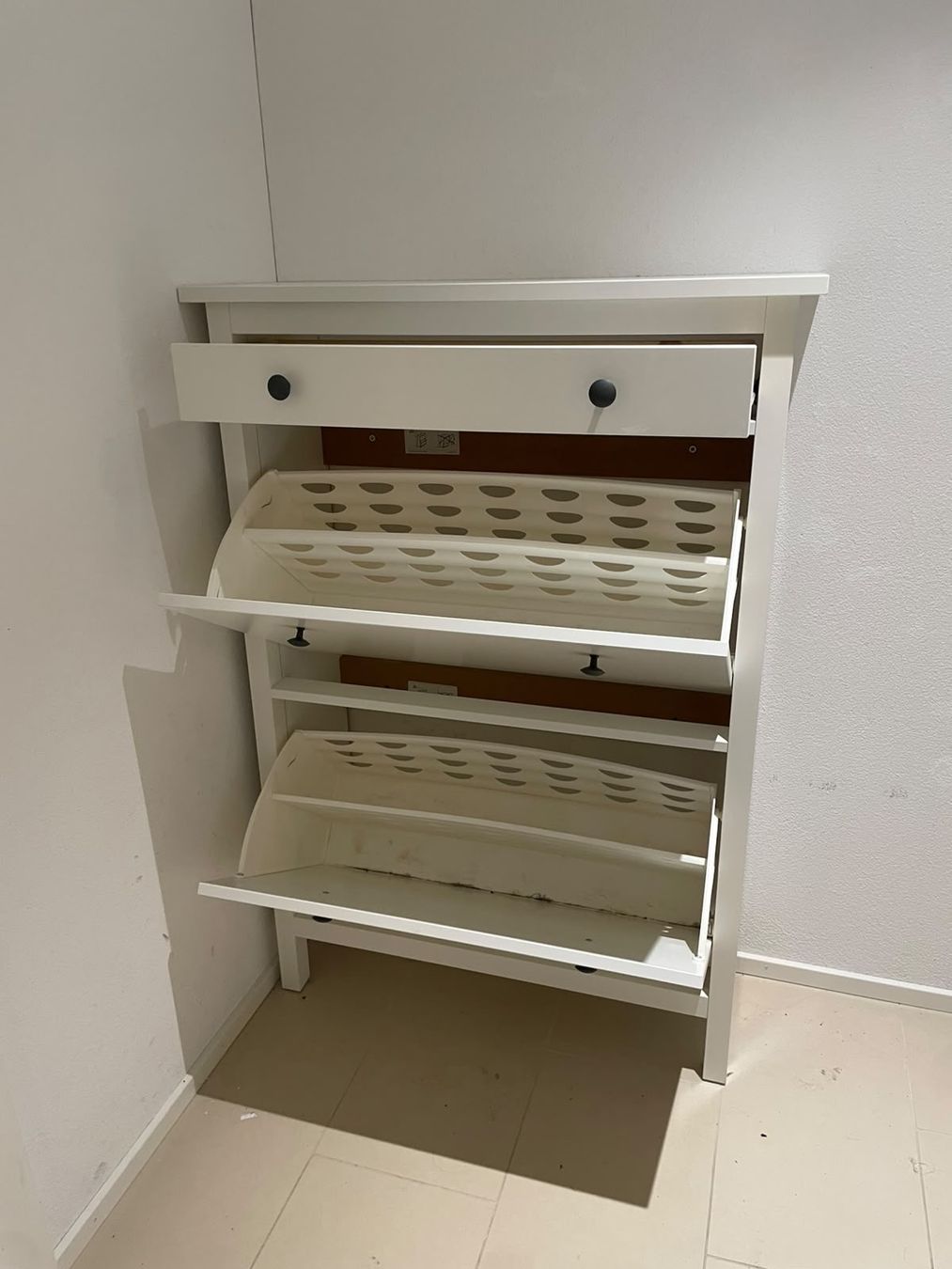Ikea Armadi: IKEA HEMNES Schuhschrank – Usato da Rütihof venduto da gla_yw9y 2