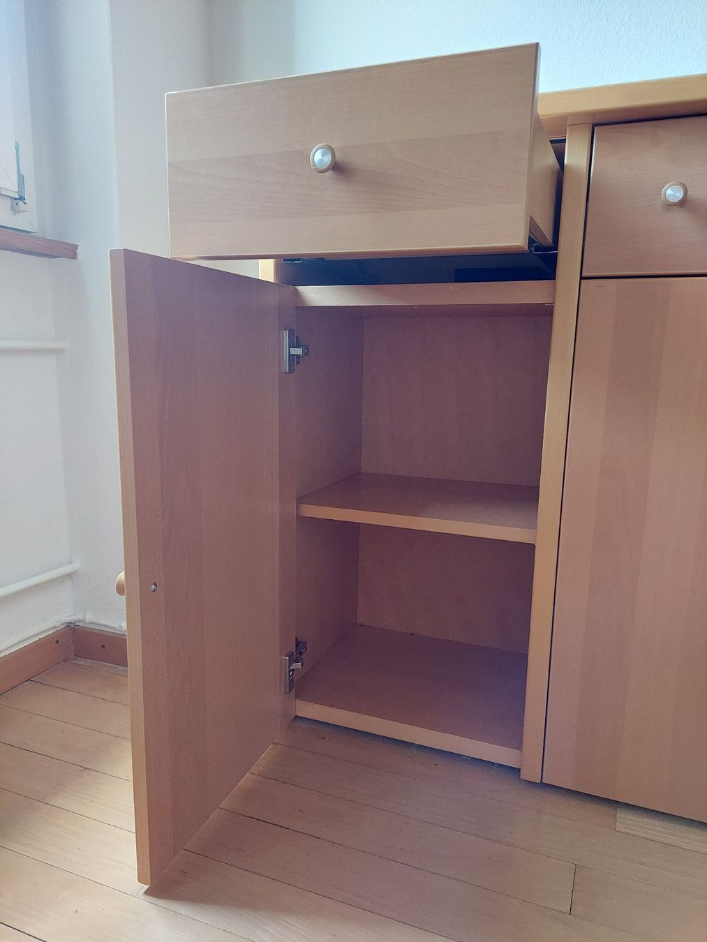 Kommoden: Sideboard Buche, 3 Schubladen, 4 Türen – Gebraucht aus Bern von aar_qdx5 1