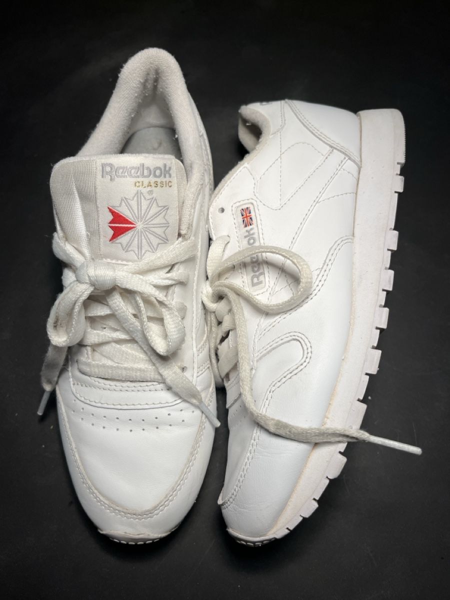 Reebok Chaussures femmes: Reebok Turnschuhe Grösse  38 – D'occasion à Zürich par whatlilaloves 1