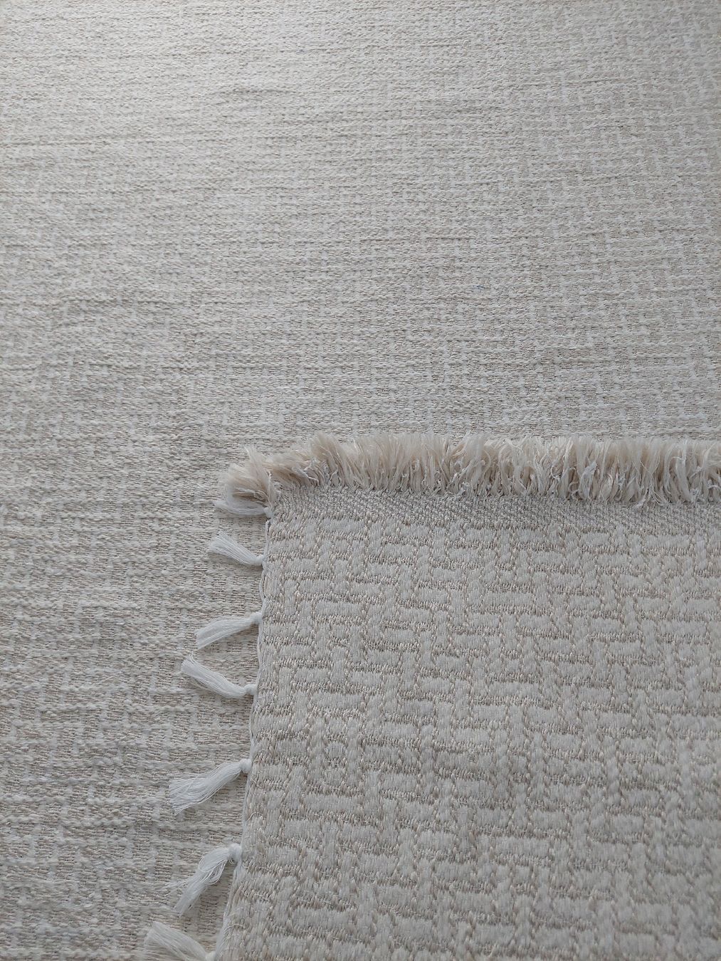 Tappeti: Teppich – Nuovo e nell'imballaggio originale da Hüntwangen venduto da Elyha