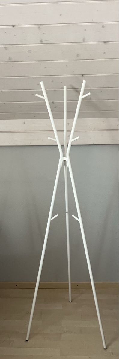 Ikea Garderobe: Garderobenständer Ikea – Gebraucht aus Tägerig von leo_j7br