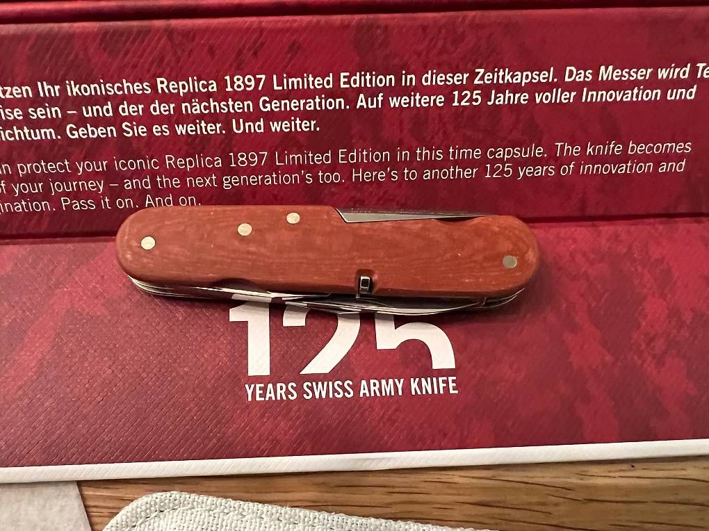 Victorinox Coltelli tascabile: COUTEAU " REPLICA 1897 " VICTORINOX – Nuovo e nell'imballaggio originale da Bursins venduto da Oldtimer_CH