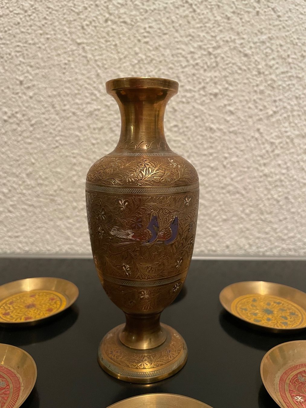 Vasi & Recipienti: Antike Messingvase mit 6 kleinen Tellern – Usato da Wilderswil venduto da Renaissance1 3