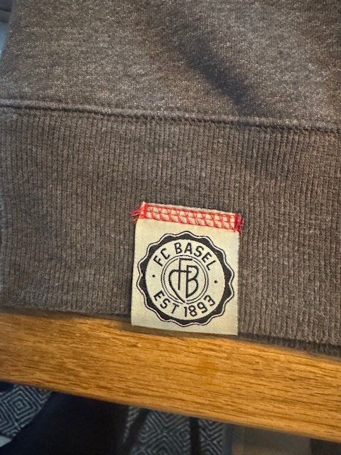 Maglioni & Felpe: Neu Fc Basel Fleece Pullover XL – Nuovo (secondo la descrizione) da Büsserach venduto da Hot_Shots 1