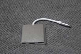 USB-C Adapter mit 4K HDMI + USB-C + USB-A Port / USB 3.0