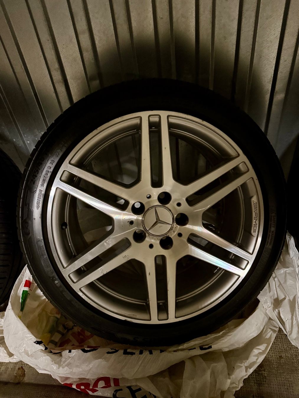 Pneumatici & Ruote complete: Roues  AMG 18´ Mercedes Benz – Usato da Meyrin venduto da oabr 2