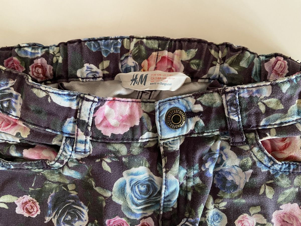 H&M Pantaloni: Jeans Gr. 128 H&M – Usato da Lützelflüh-Goldb venduto da N.H. 2