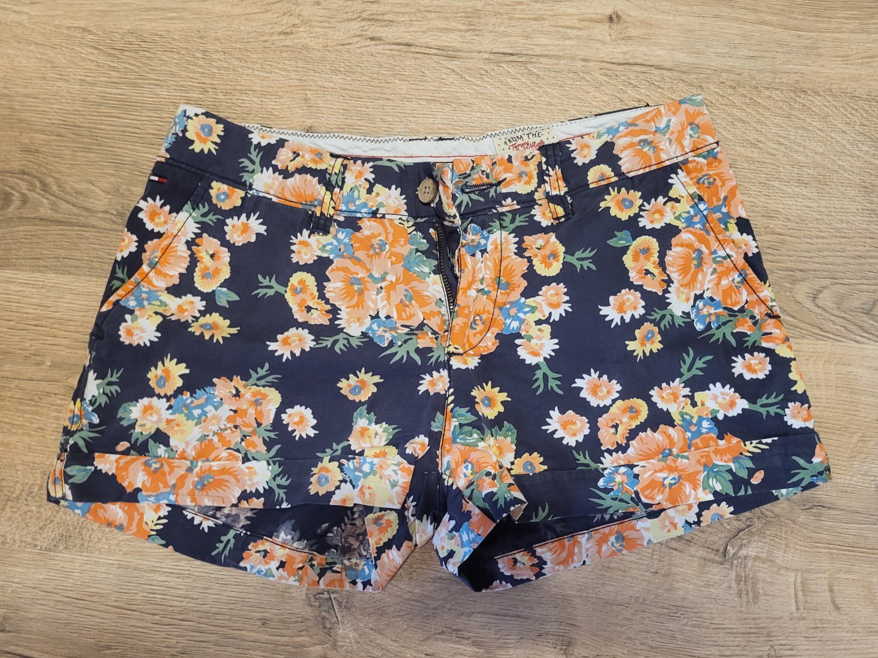 Tommy Hilfiger Hosen: Tommy Hilfiger Short Gr.27 – Gebraucht aus Lindau von Seepferd33