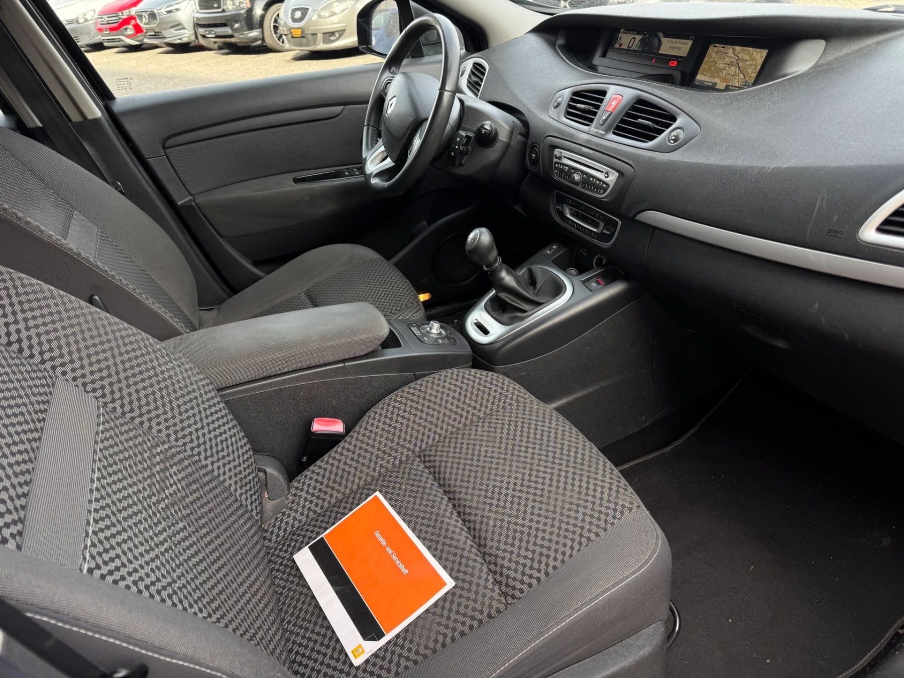 Renault Automobili: Renault Scenic 1.9dCi – Usato da Eschen venduto da kingkong010 4